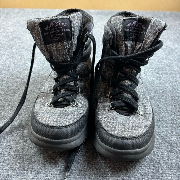 THE NORTH FACE Women’s Thermoball II Lace Snow Boot Grey Faux Fur size: 7 - Picture 1 of 11